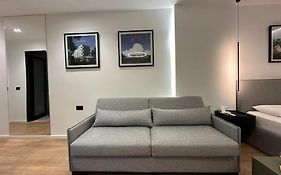 Elegant Studio - Tirana City Center